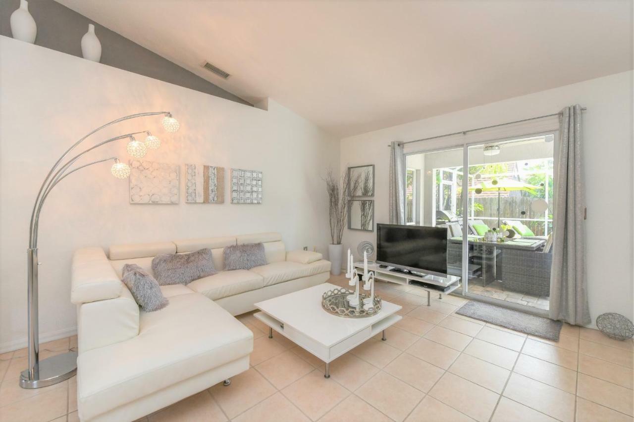 Contemporary Pool Villa I - Pool & Jacuzzi - Nearby Beach Venice Zewnętrze zdjęcie